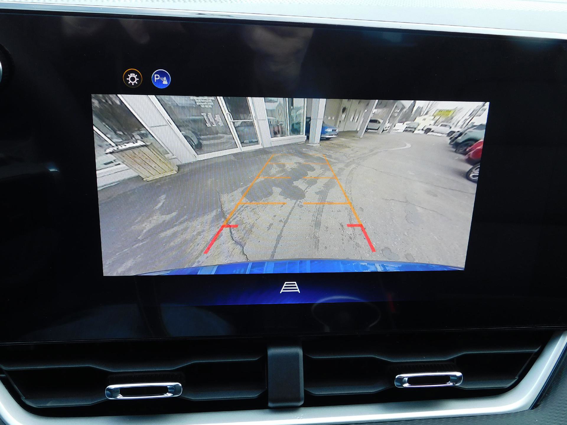 New 2026 Chevrolet Equinox LT w/ Convenience Package II image 35