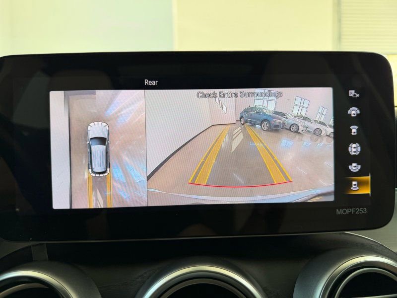 Used 2021 Mercedes-Benz GLC 300 w/ Premium Package image 25