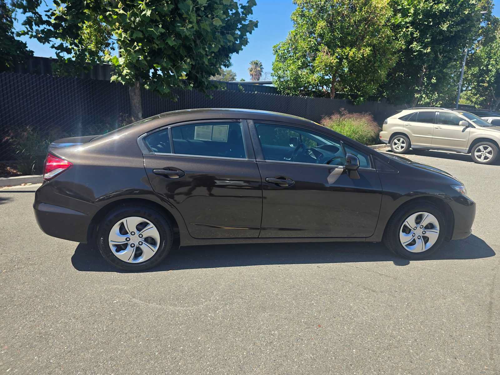 Used 2013 Honda Civic LX image 2