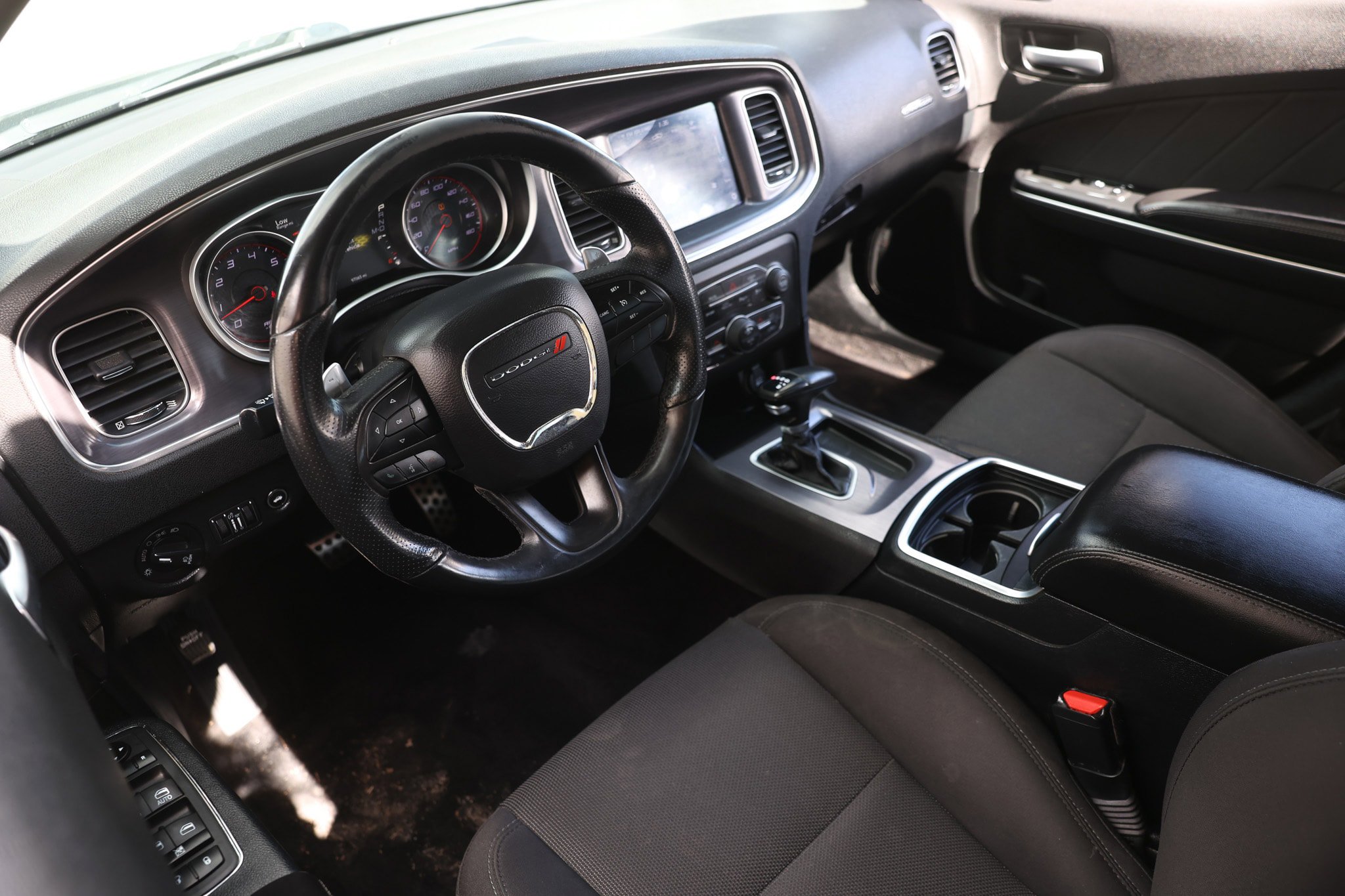 Used 2018 Dodge Charger R/T Scat Pack RWD image 6