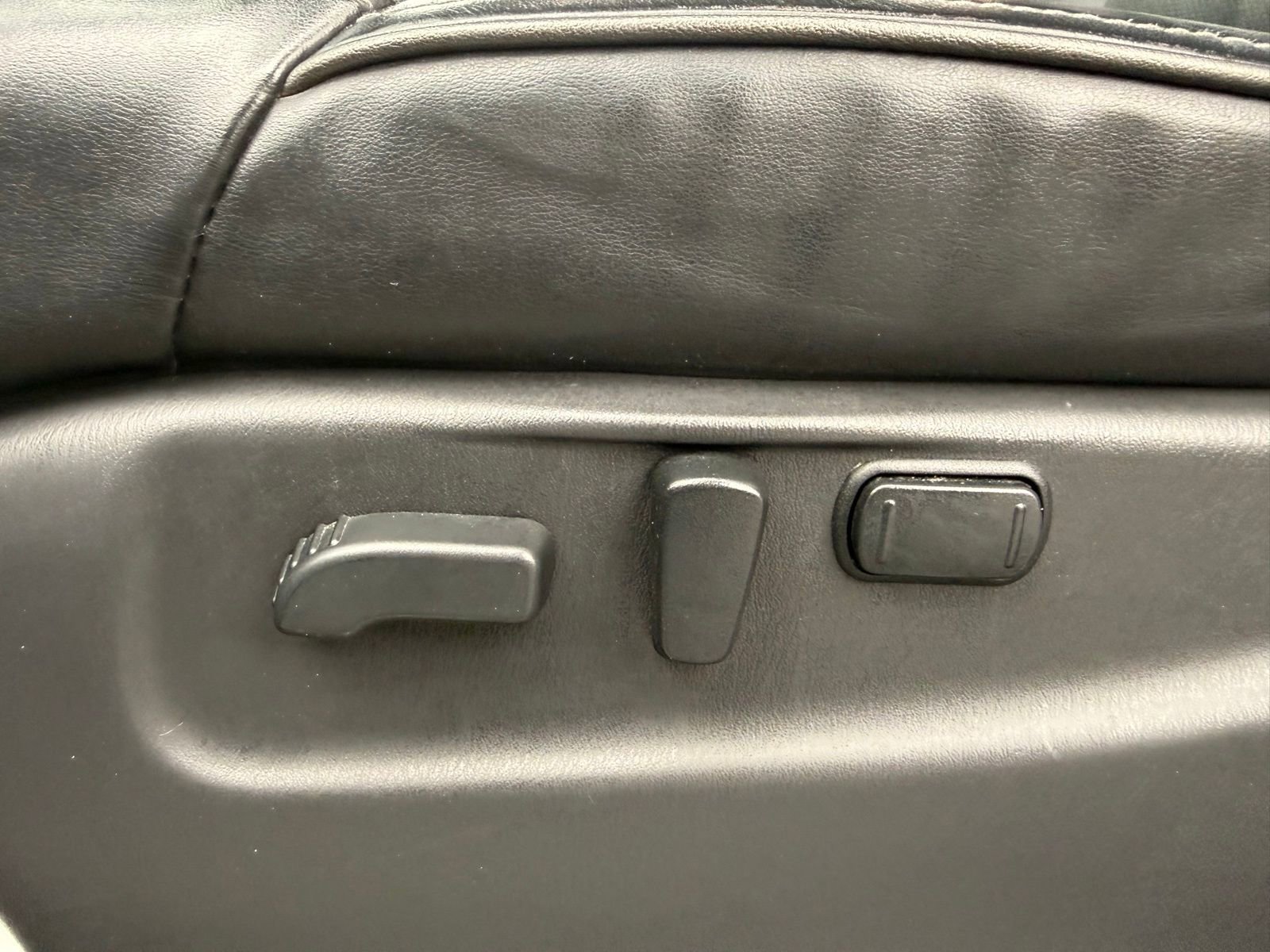 Used 2021 INFINITI QX80 Luxe image 16