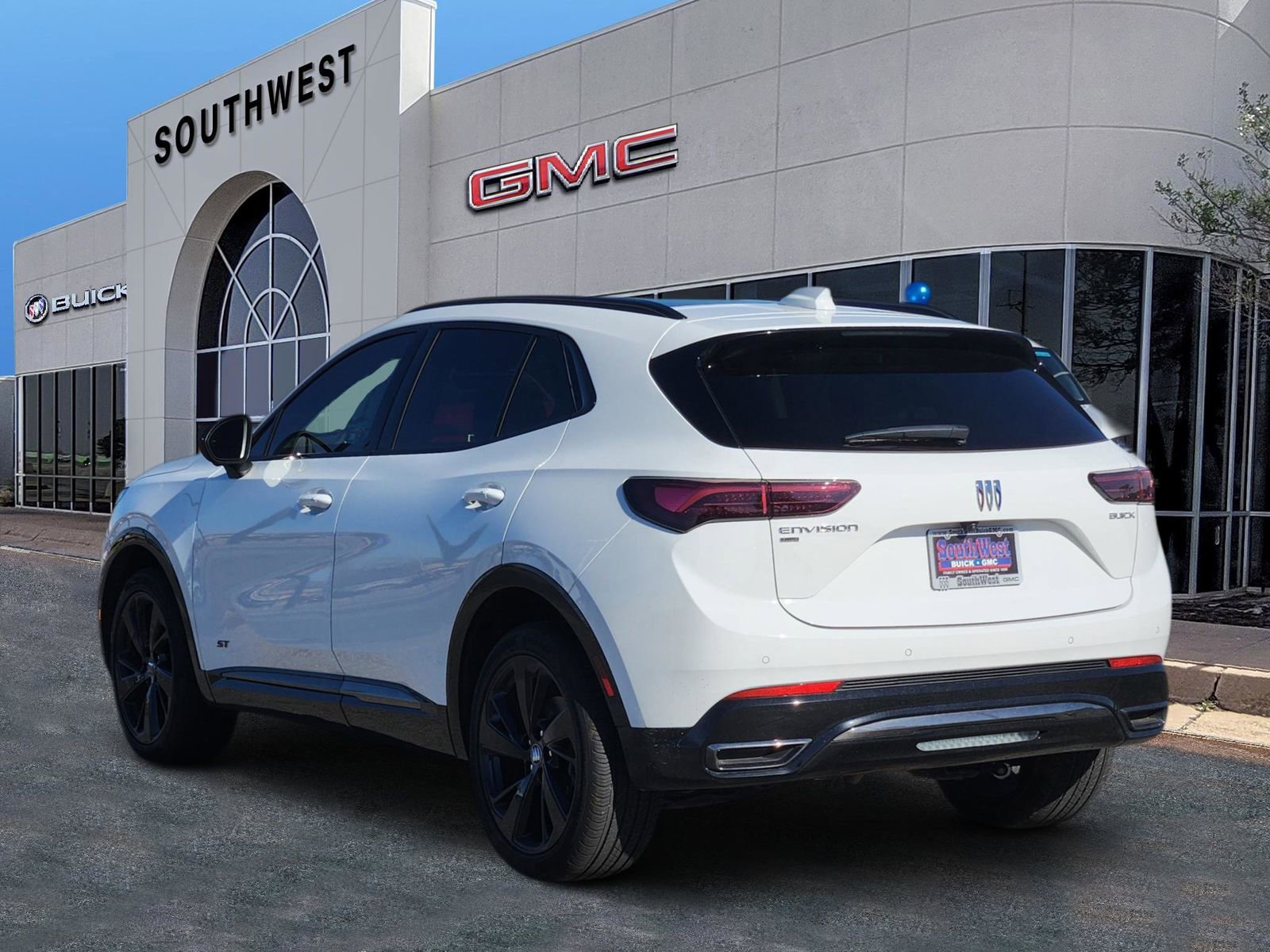 New 2025 Buick Envision Sport Touring image 4