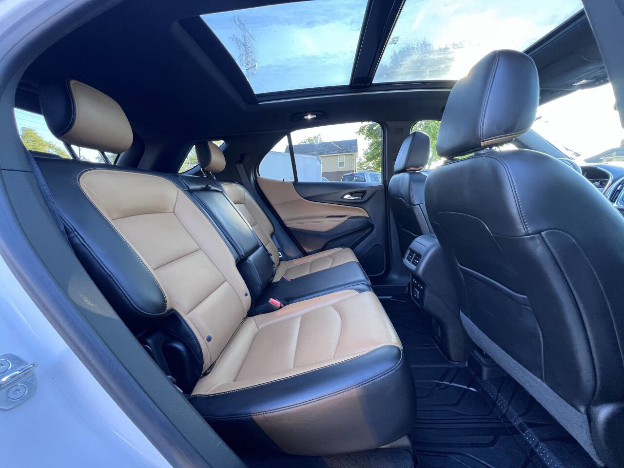 Used 2019 Chevrolet Equinox Premier image 30