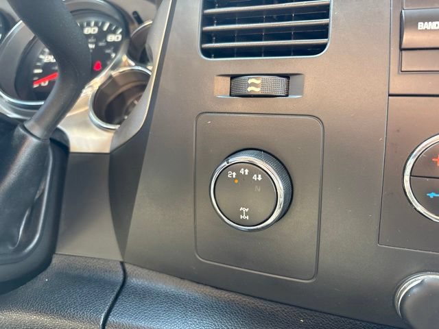 Used 2011 Chevrolet Silverado 3500 LT w/ Interior Plus Package AWD/4WD image 41