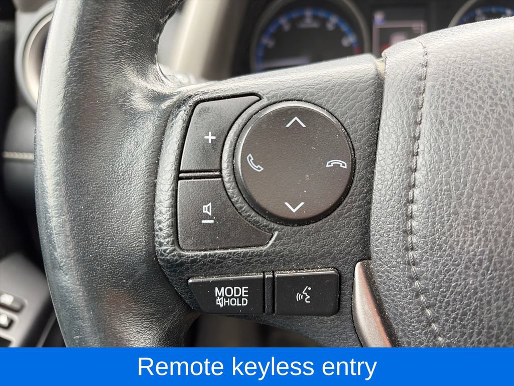 Used 2018 Toyota RAV4 XLE AWD/4WD image 15