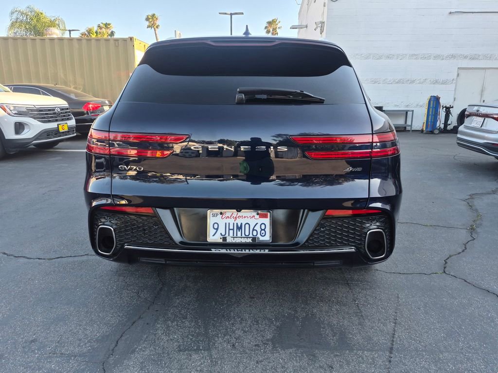 Used 2023 Genesis GV70 2.5T AWD/4WD image 7