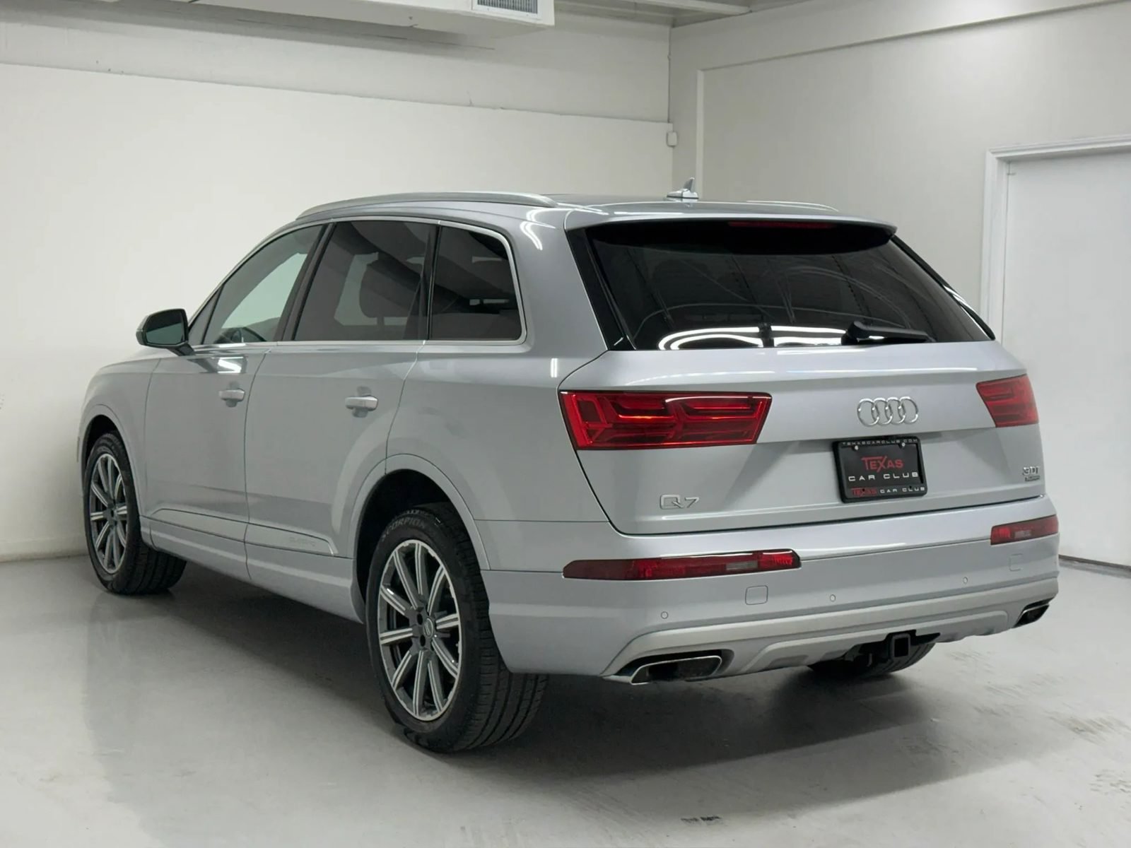 Used 2018 Audi Q7 3.0T Premium Plus w/ Premium Plus Package AWD/4WD image 41