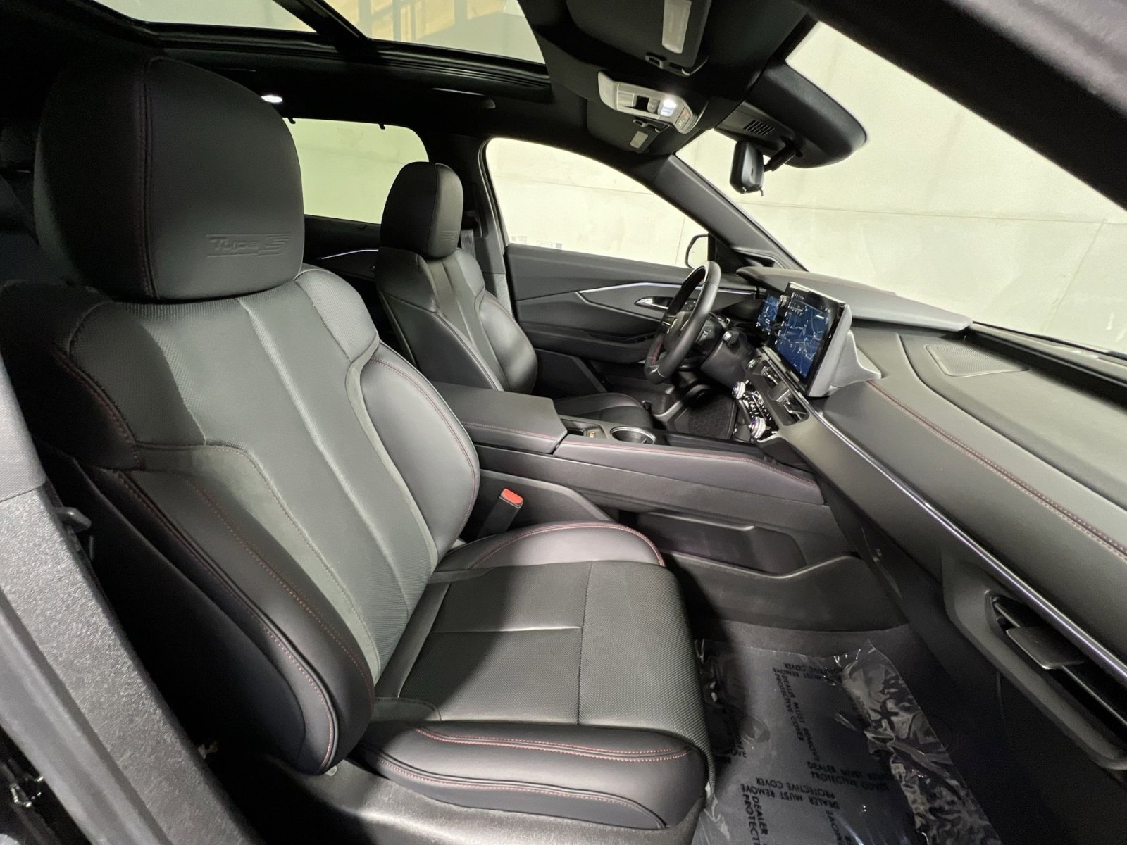 Used 2024 Acura ZDX Type S image 27