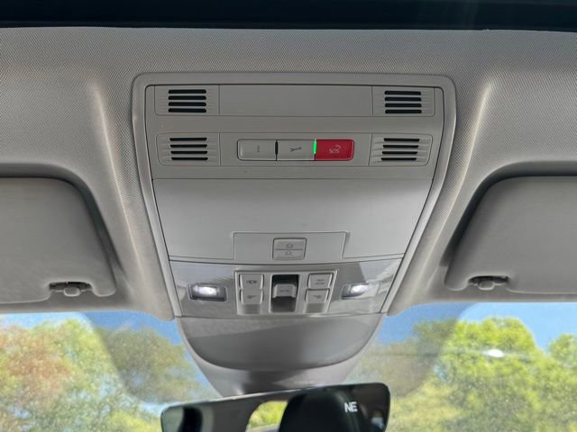 Certified 2023 Volkswagen Taos SEL AWD/4WD image 18