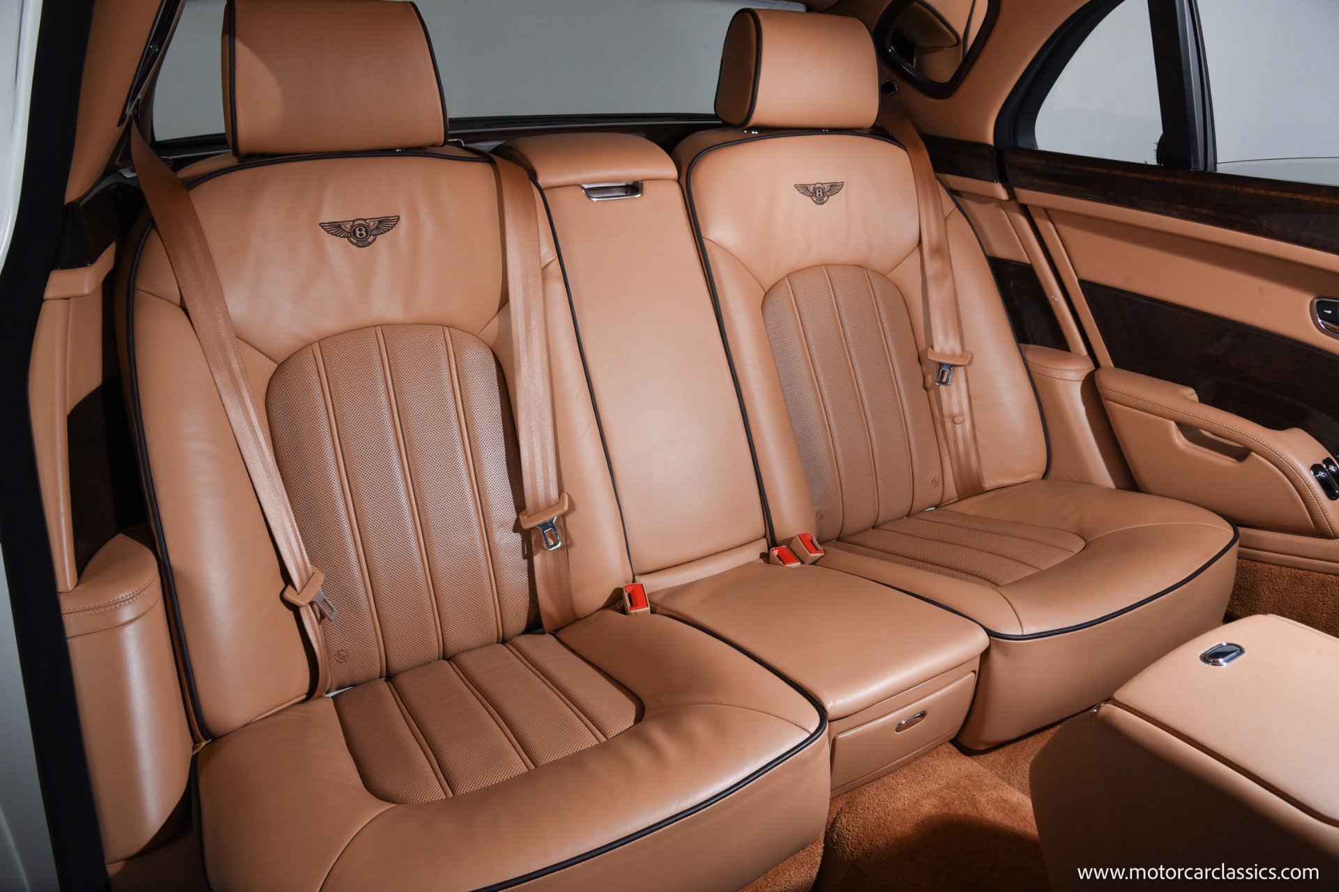 Used 2012 Bentley Mulsanne RWD image 24