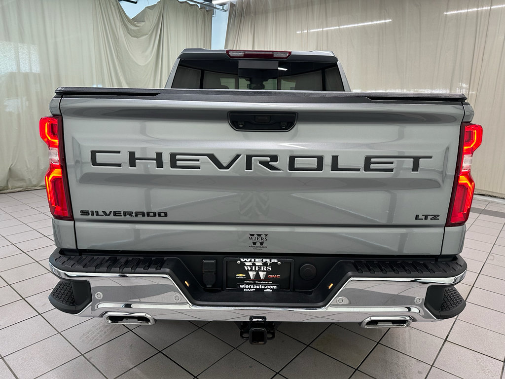 Used 2023 Chevrolet Silverado 1500 LTZ w/ LTZ Convenience Package II AWD/4WD image 6