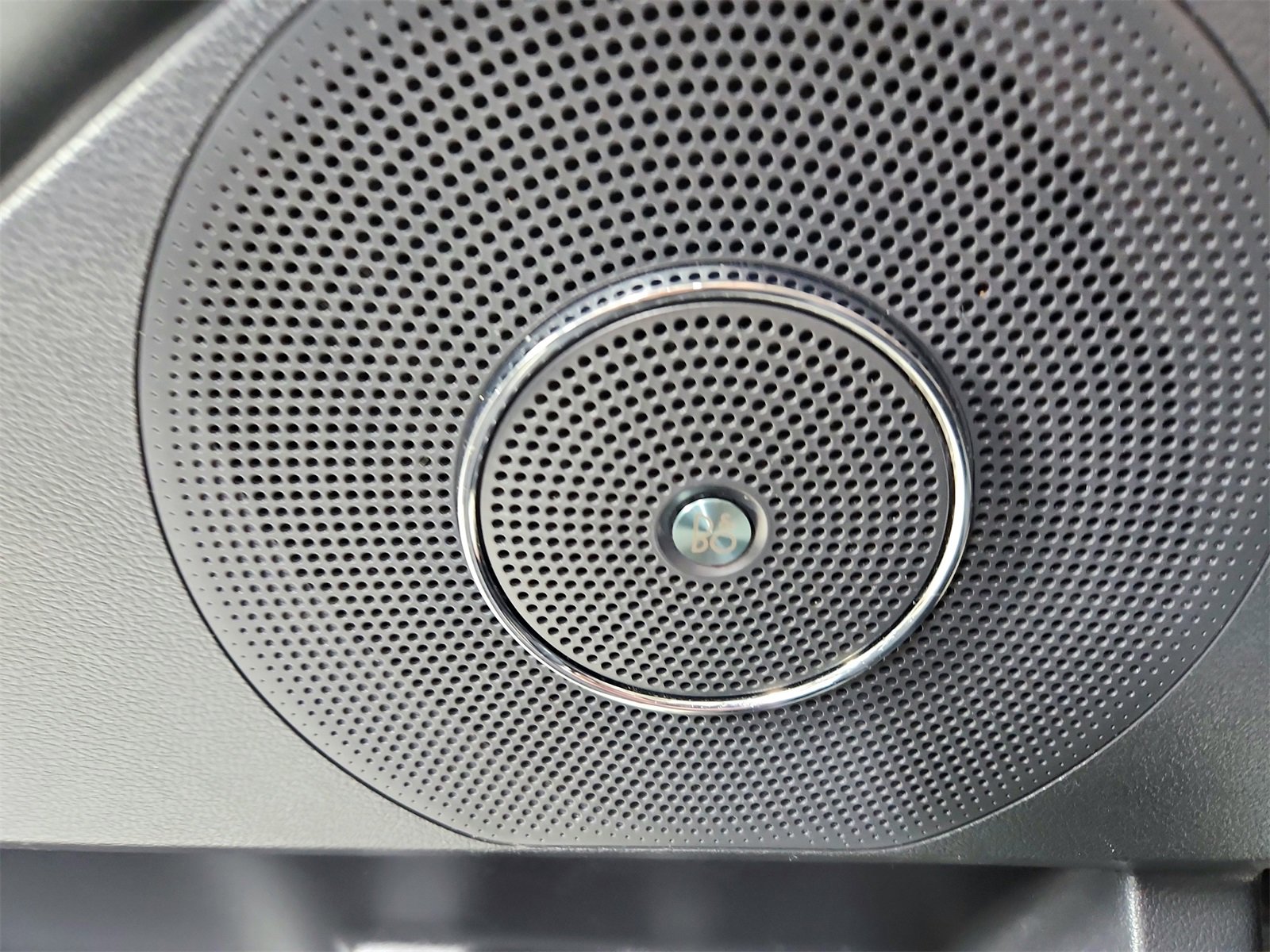 Used 2024 Ford Expedition Limited image 35