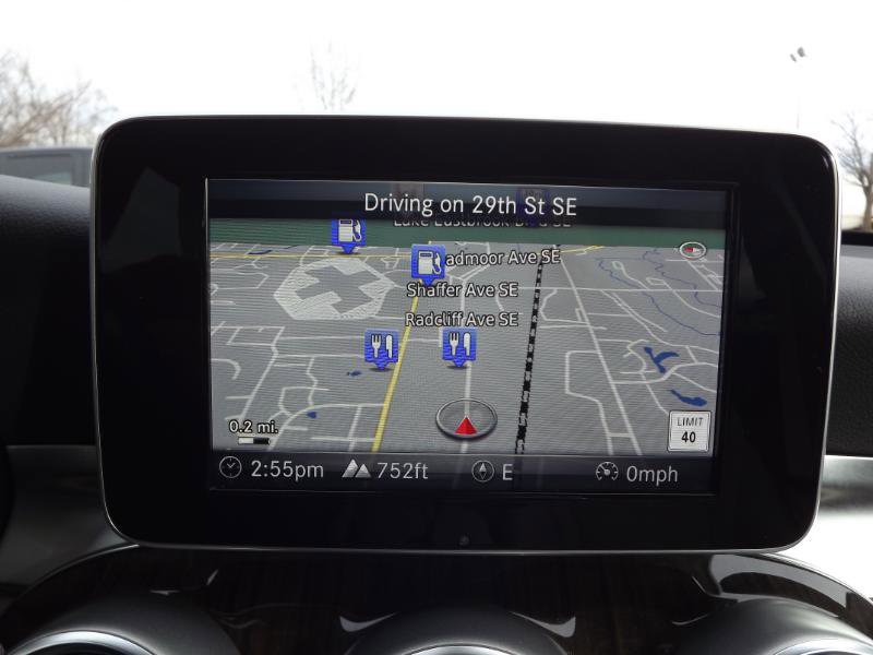 Used 2018 Mercedes-Benz GLC 300 4MATIC image 20