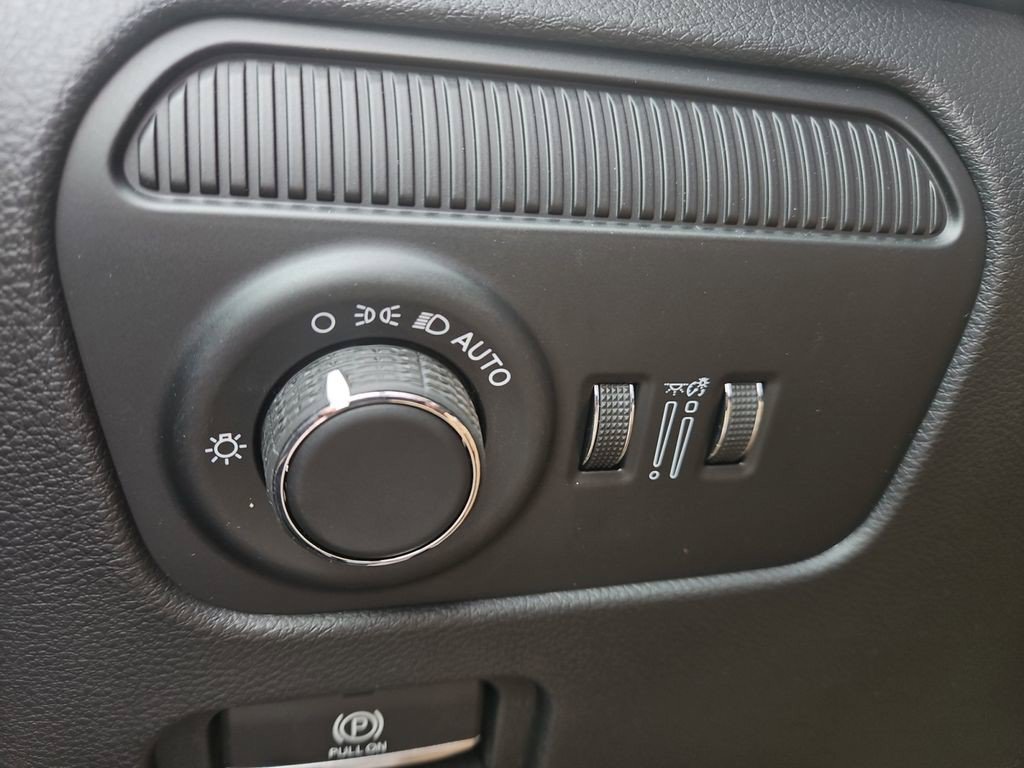 New 2026 Jeep Grand Wagoneer L 4WD image 30