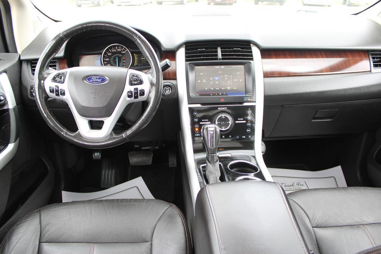 Used 2011 Ford Edge Limited w/ 301A Rapid Spec Order Code AWD/4WD image 10