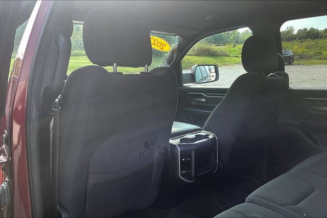 Used 2022 RAM 1500 Big Horn AWD/4WD image 34