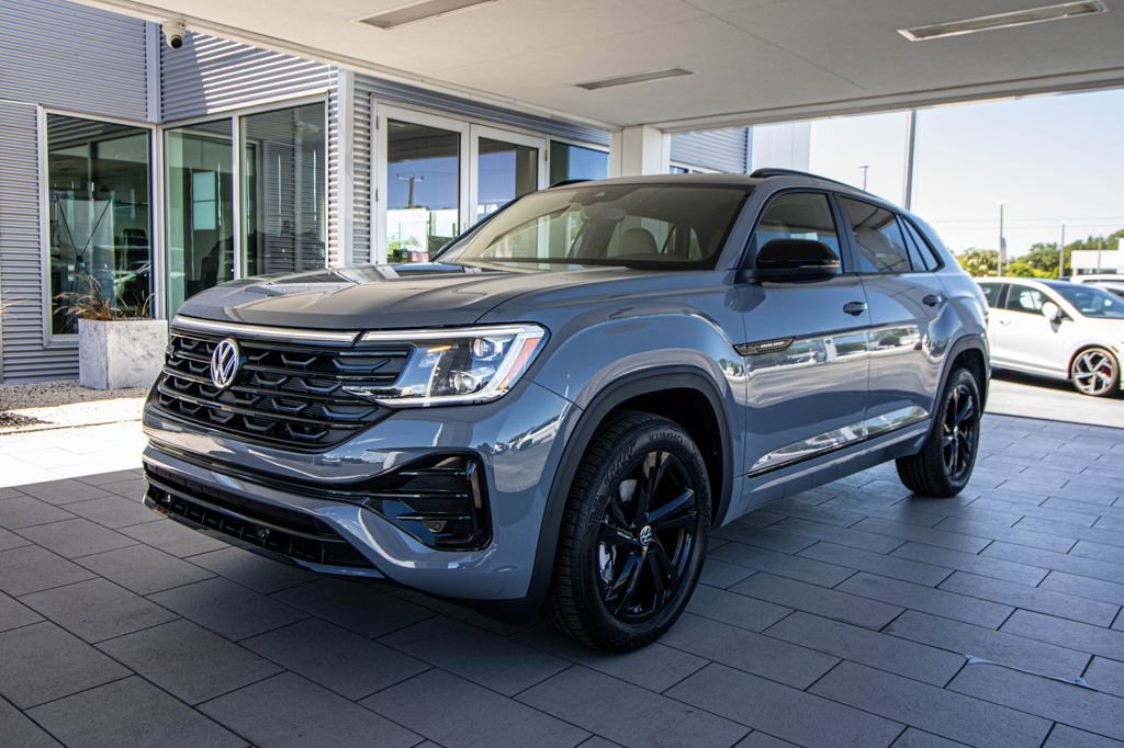 New 2026 Volkswagen Atlas Cross Sport SEL R-Line AWD/4WD image 13