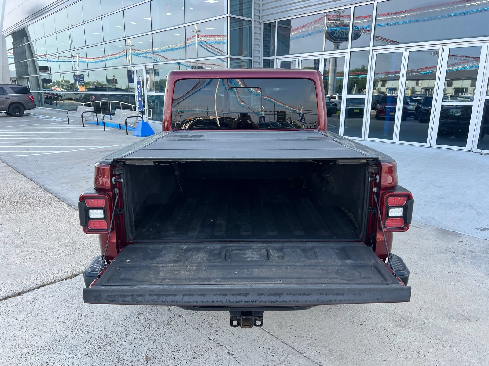 Used 2021 Jeep Gladiator Mojave AWD/4WD image 11