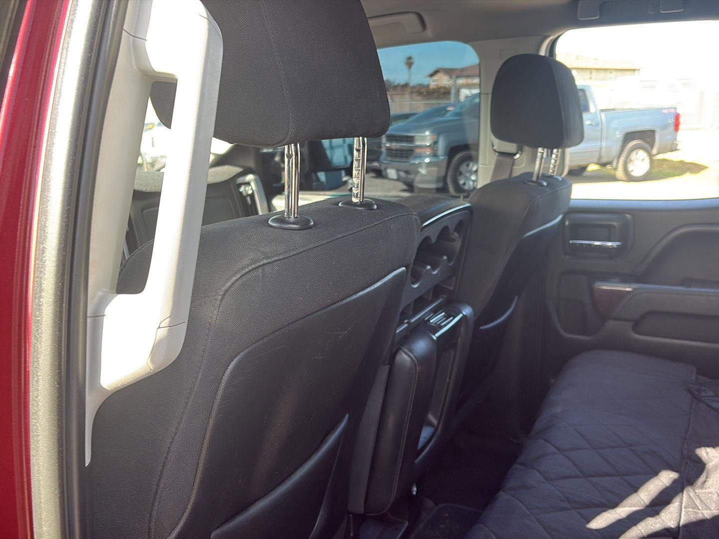 Used 2015 GMC Sierra 1500 SLE w/ SLE Value Package AWD/4WD image 9