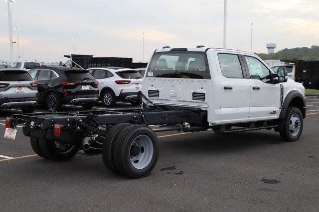 New 2026 Ford F550 4x4 Crew Cab image 5