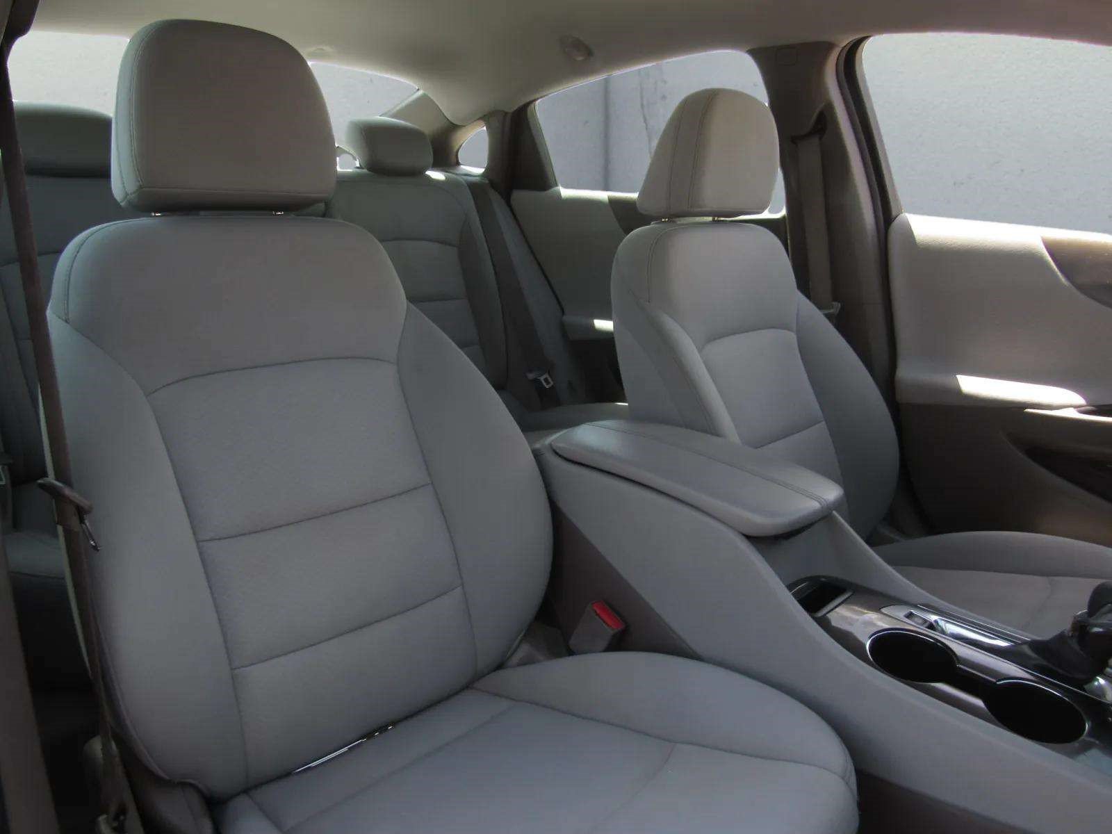 Used 2024 Chevrolet Malibu LT FWD image 10