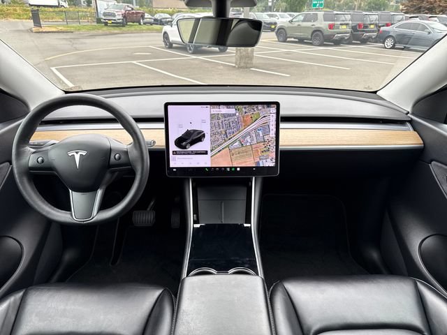 Used 2021 Tesla Model Y Long Range AWD/4WD image 13