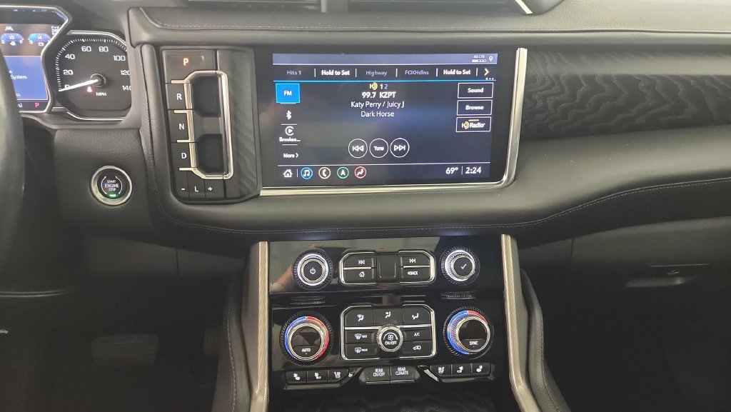 Used 2021 GMC Yukon Denali AWD/4WD image 13