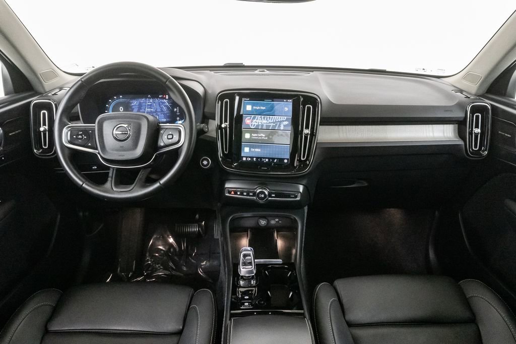 Used 2025 Volvo XC40 B5 Plus w/ Climate Package AWD/4WD image 30