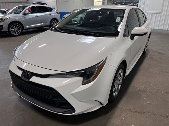 Used 2023 Toyota Corolla LE FWD image 7
