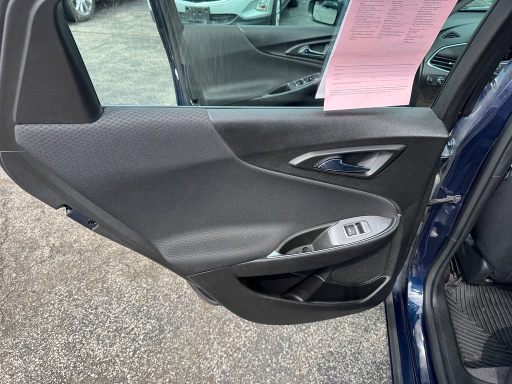 Used 2020 Chevrolet Malibu LT FWD image 21