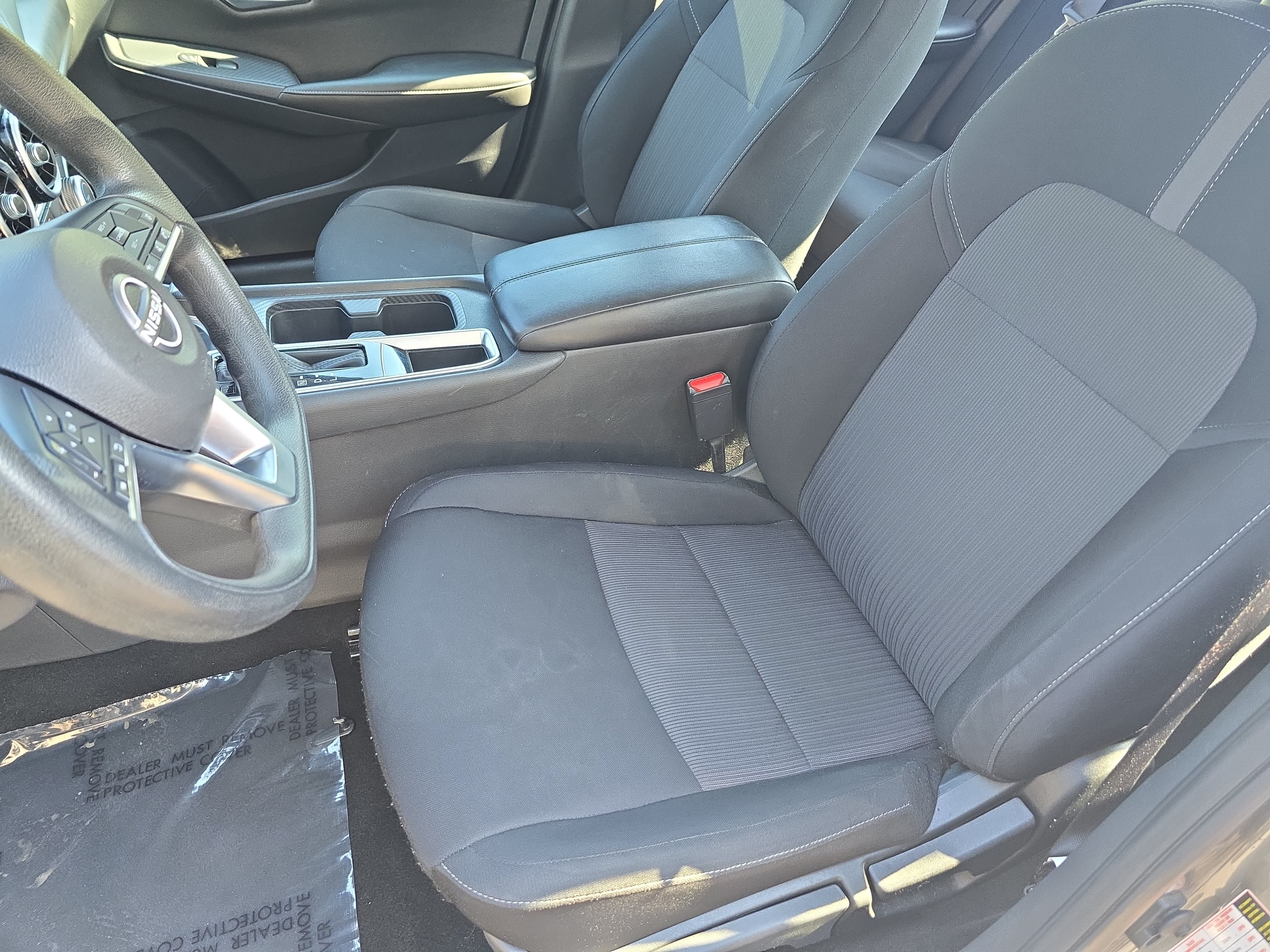 Used 2024 Nissan Sentra SV FWD image 14