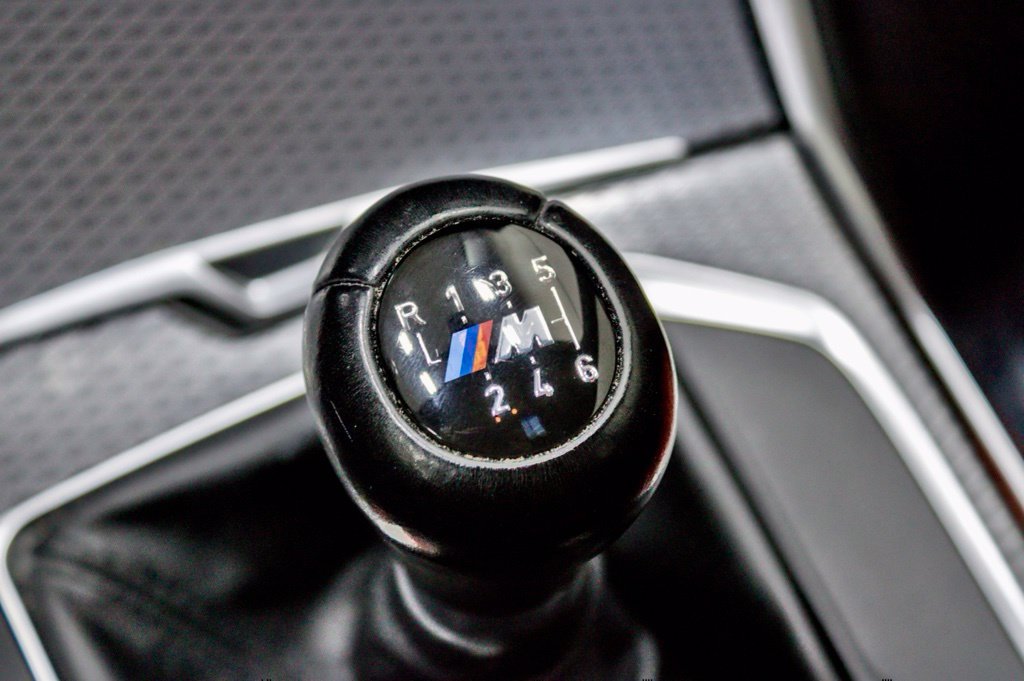Used 2023 BMW M3 w/ M Carbon Exterior Package RWD image 48