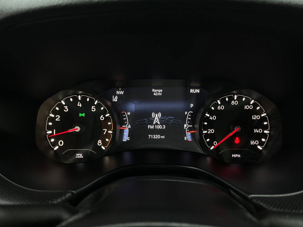 Used 2022 Jeep Compass Trailhawk image 21