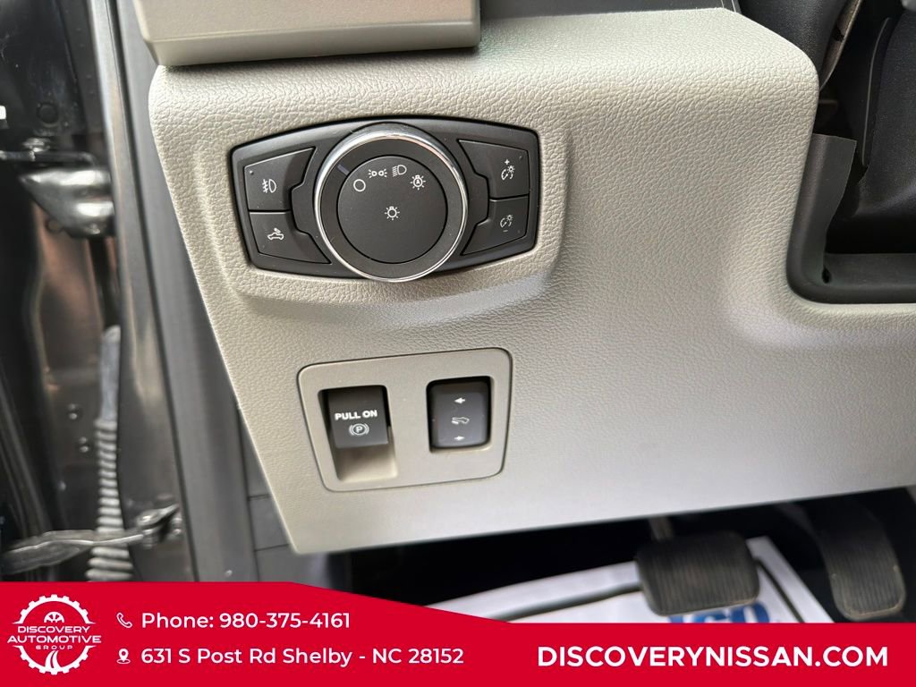 Used 2019 Ford F150 Lariat image 34