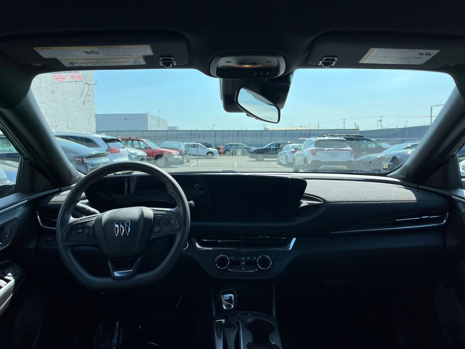 Used 2025 Buick Envista Preferred image 33