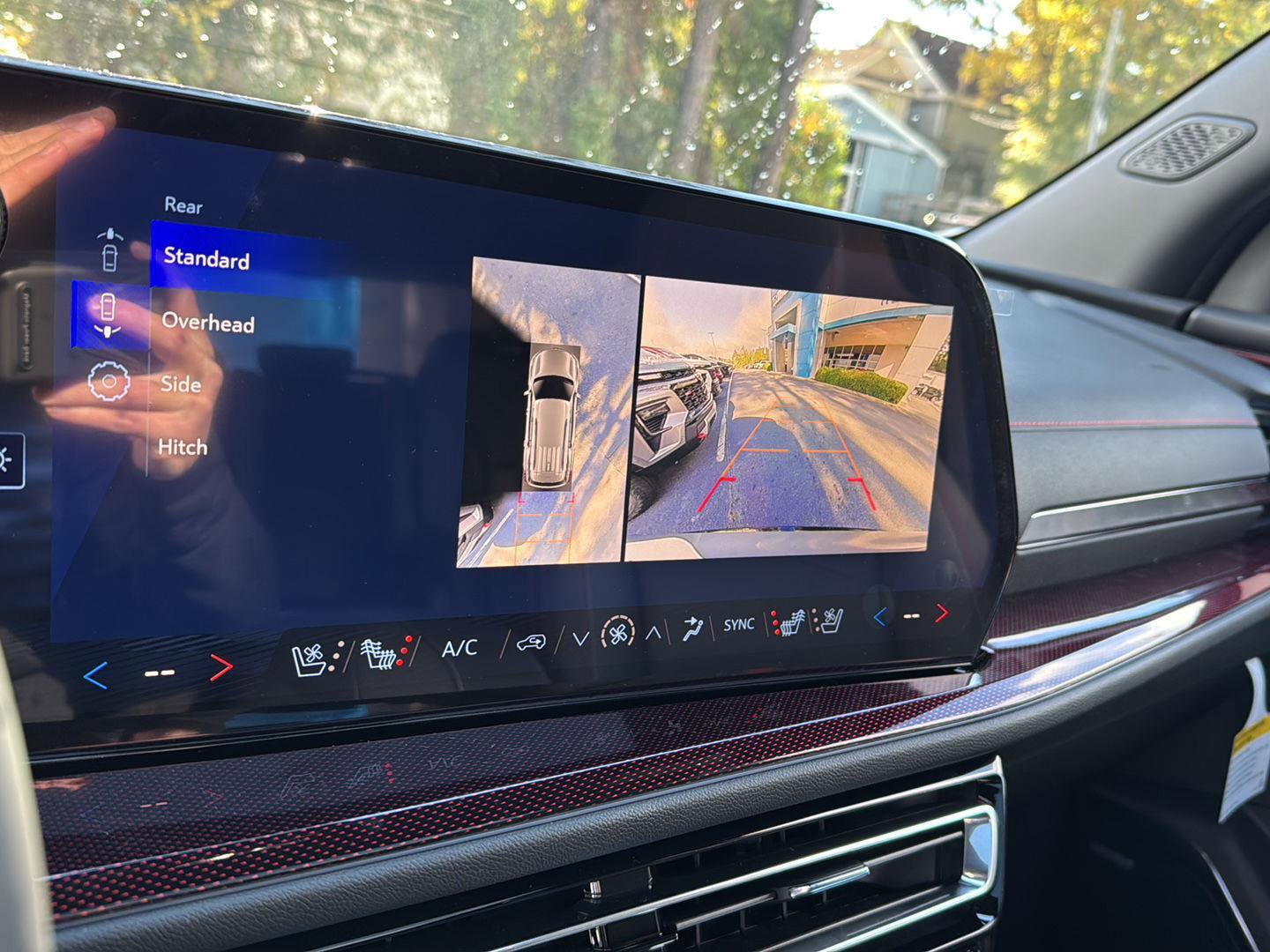 New 2026 Chevrolet Traverse RS image 22