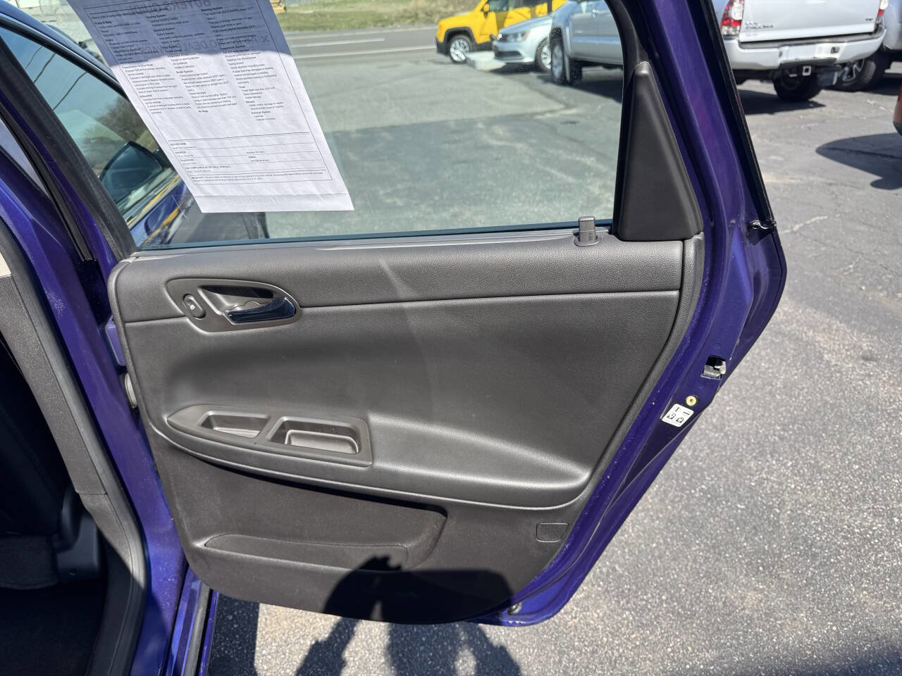 Used 2006 Chevrolet Impala SS w/ Convenience Package FWD image 21