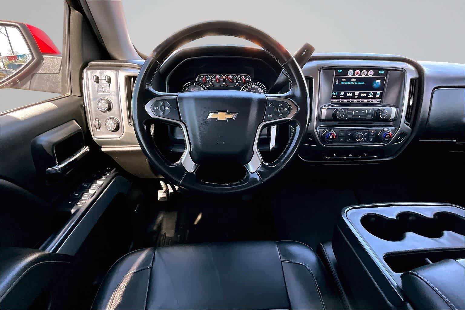 Used 2018 Chevrolet Silverado 1500 LT w/ All Star Edition AWD/4WD image 15
