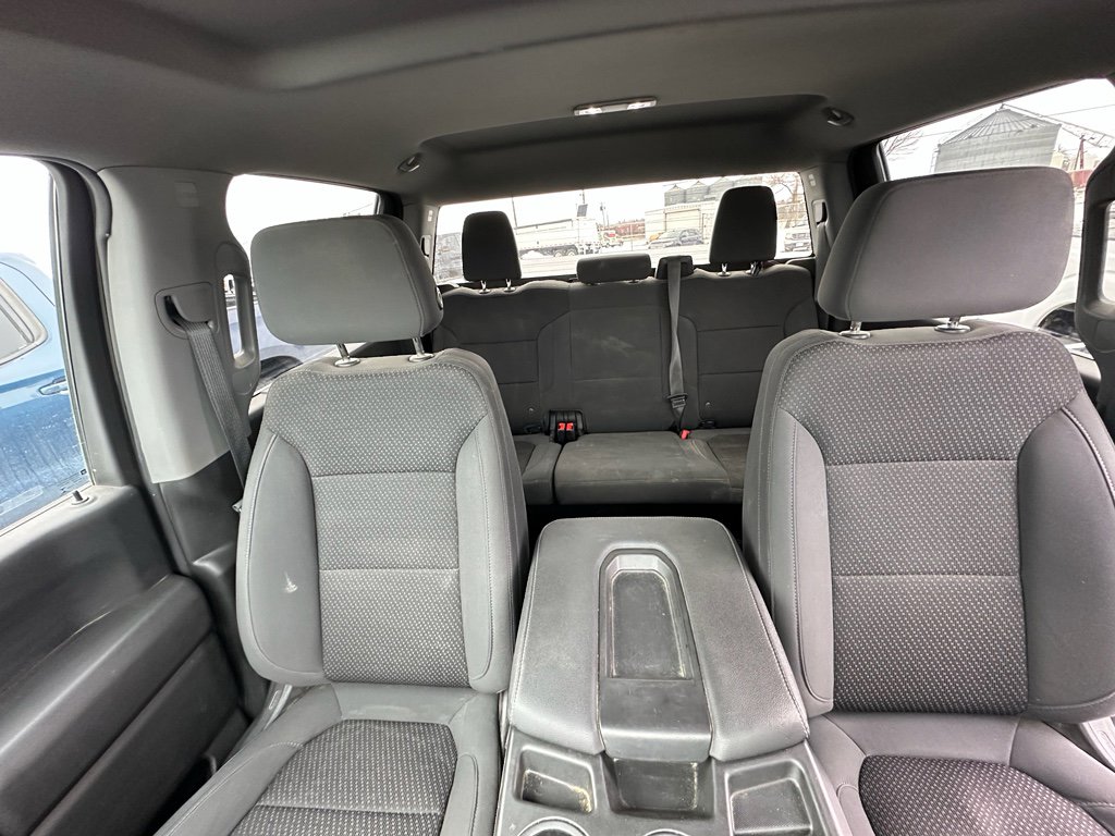 Used 2021 Chevrolet Silverado 2500 Custom w/ Custom Value Package image 11