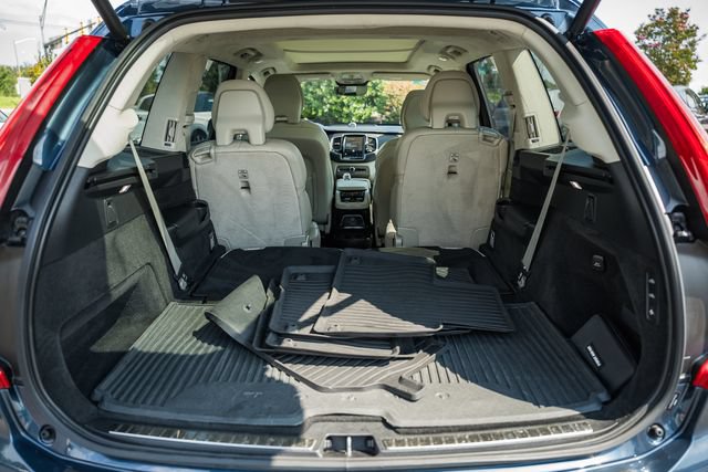 Certified 2023 Volvo XC90 T8 Ultimate w/ Lounge Package AWD/4WD image 10