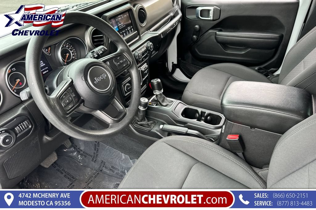 Used 2022 Jeep Wrangler Sport AWD/4WD image 10