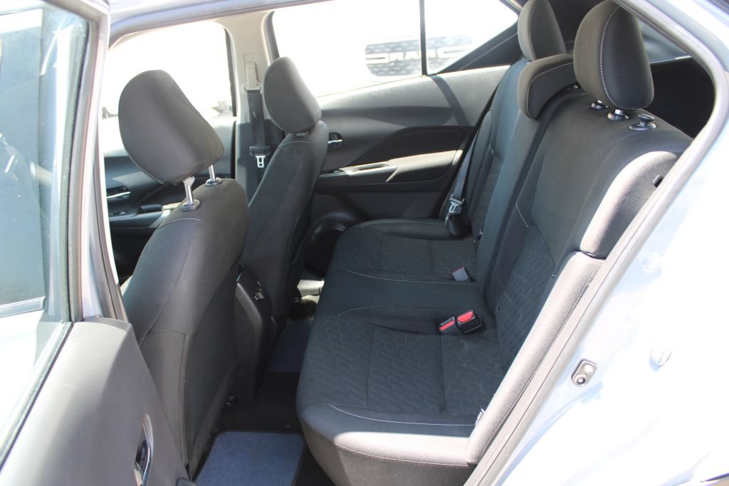 Used 2021 Nissan Kicks SV FWD image 14