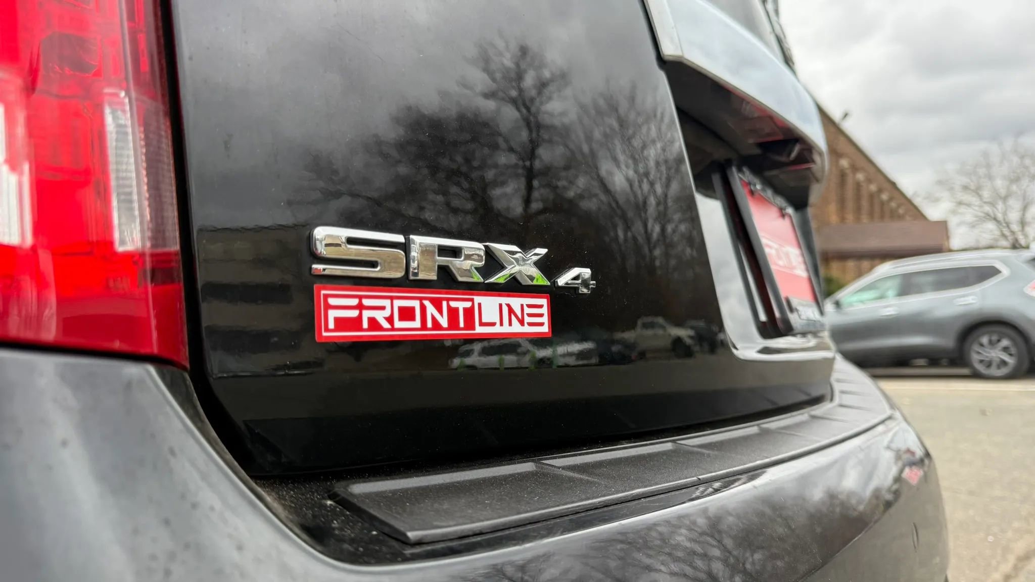 Used 2015 Cadillac SRX Luxury w/ Driver Awareness Package image 37