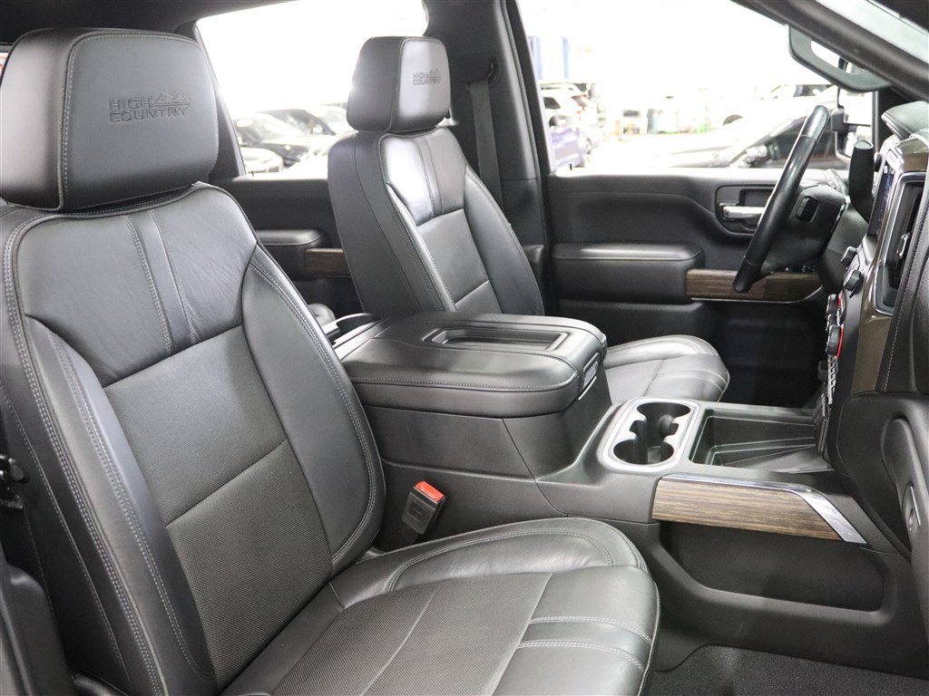 Used 2020 Chevrolet Silverado 3500 High Country w/ Z71 Off-Road Package image 16