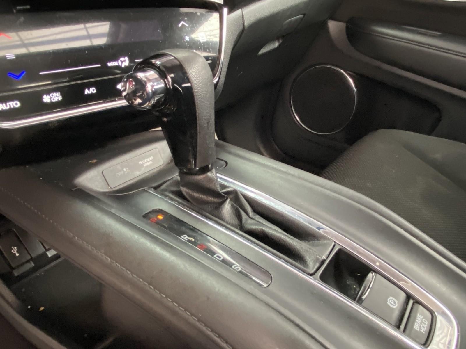 Used 2018 Honda HR-V EX image 24