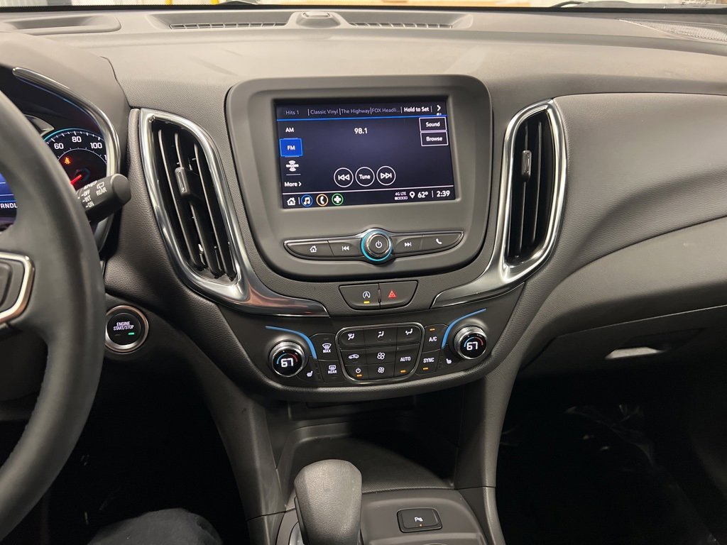 Used 2023 Chevrolet Equinox LT image 16