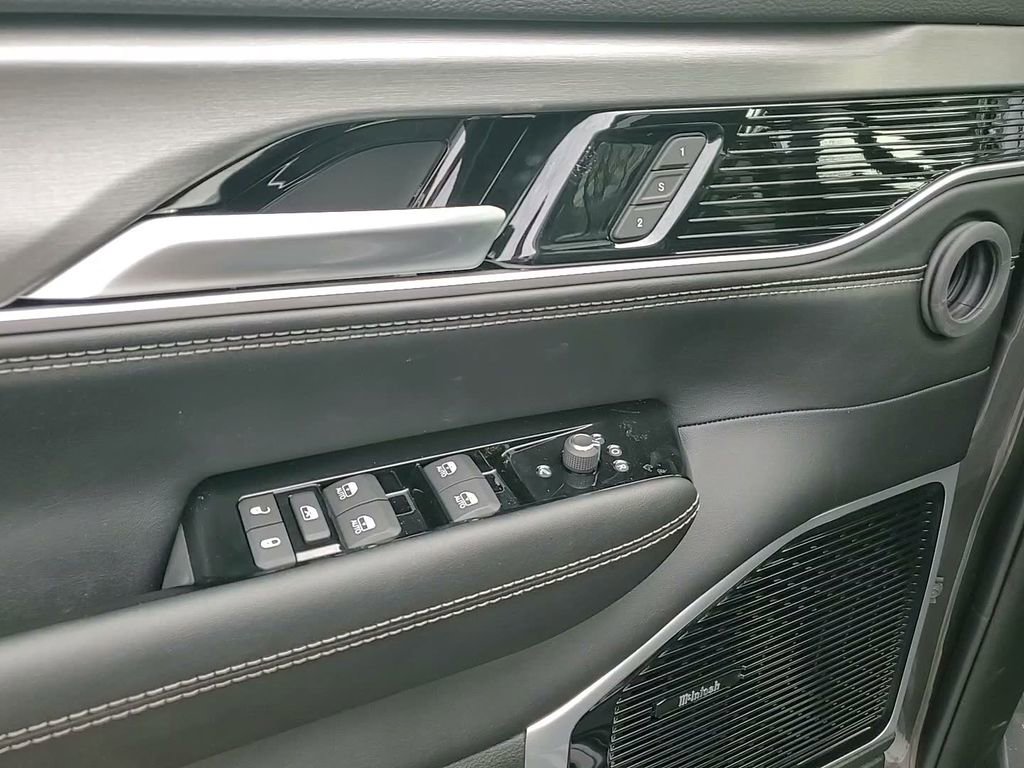 New 2026 Jeep Grand Wagoneer Limited w/ Premium Group II image 26