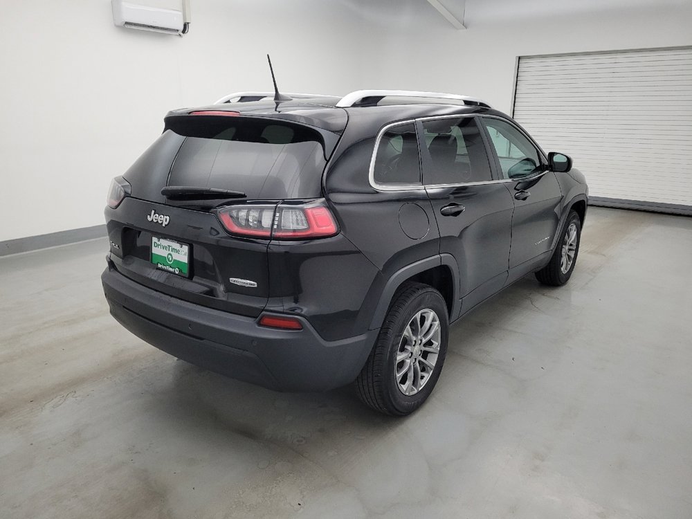 Used 2019 Jeep Cherokee Latitude Plus w/ Cold Weather Group AWD/4WD image 9