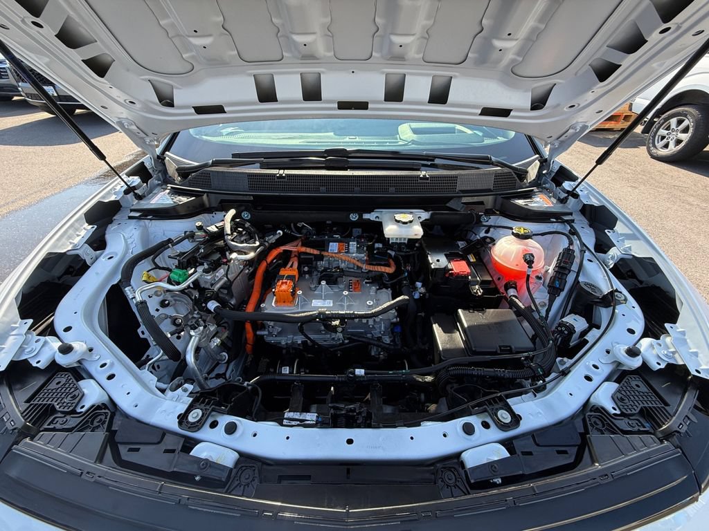 New 2026 Chevrolet Equinox EV RS w/ Convenience Package II FWD image 25