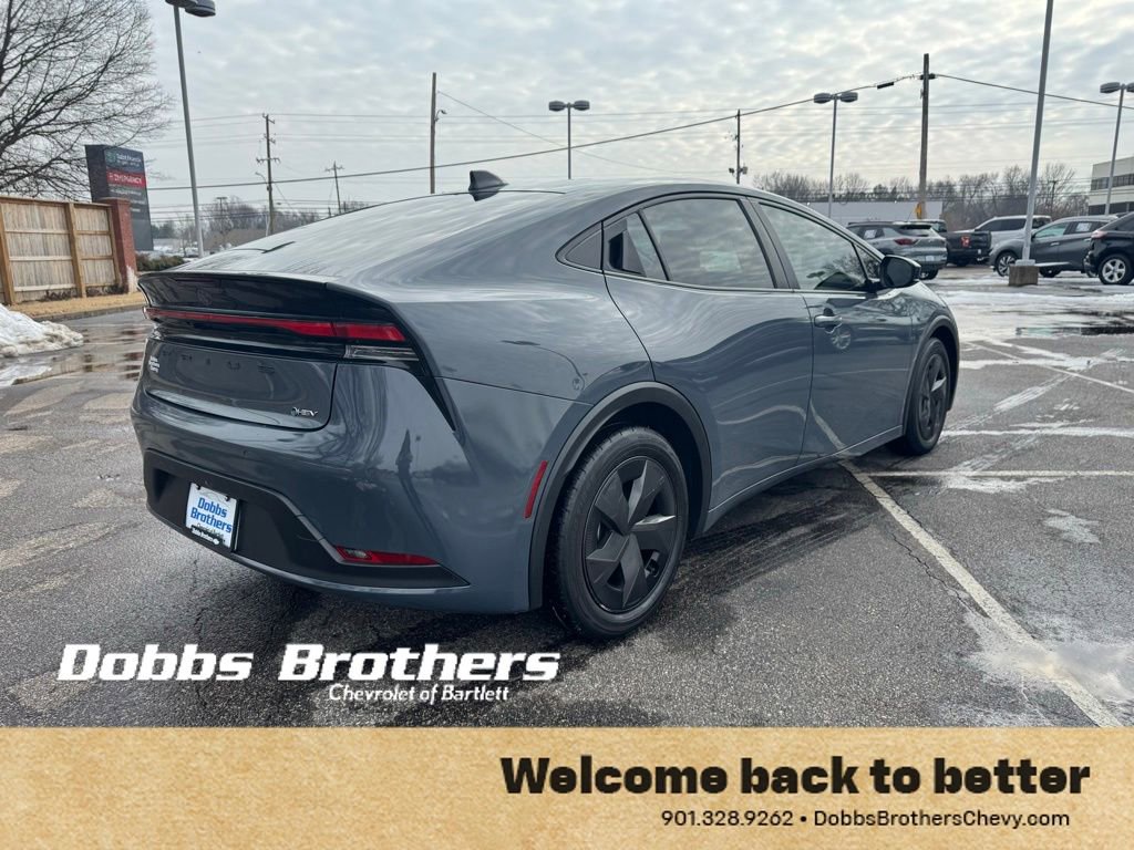 Used 2024 Toyota Prius LE image 5